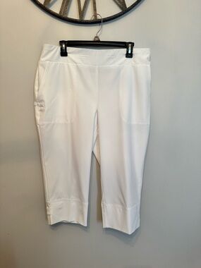 Chico's Zenergy Golf Capris size 2(12)